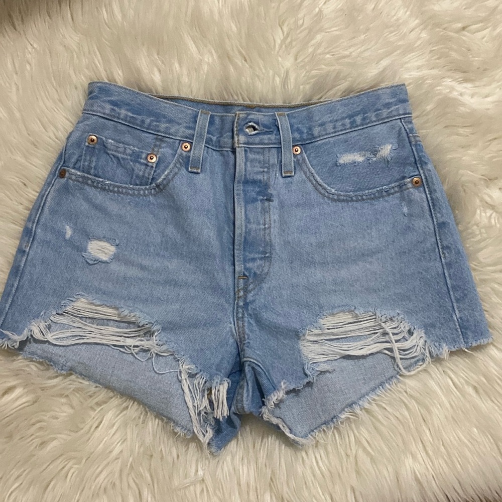 Levi’s high waisted shorts